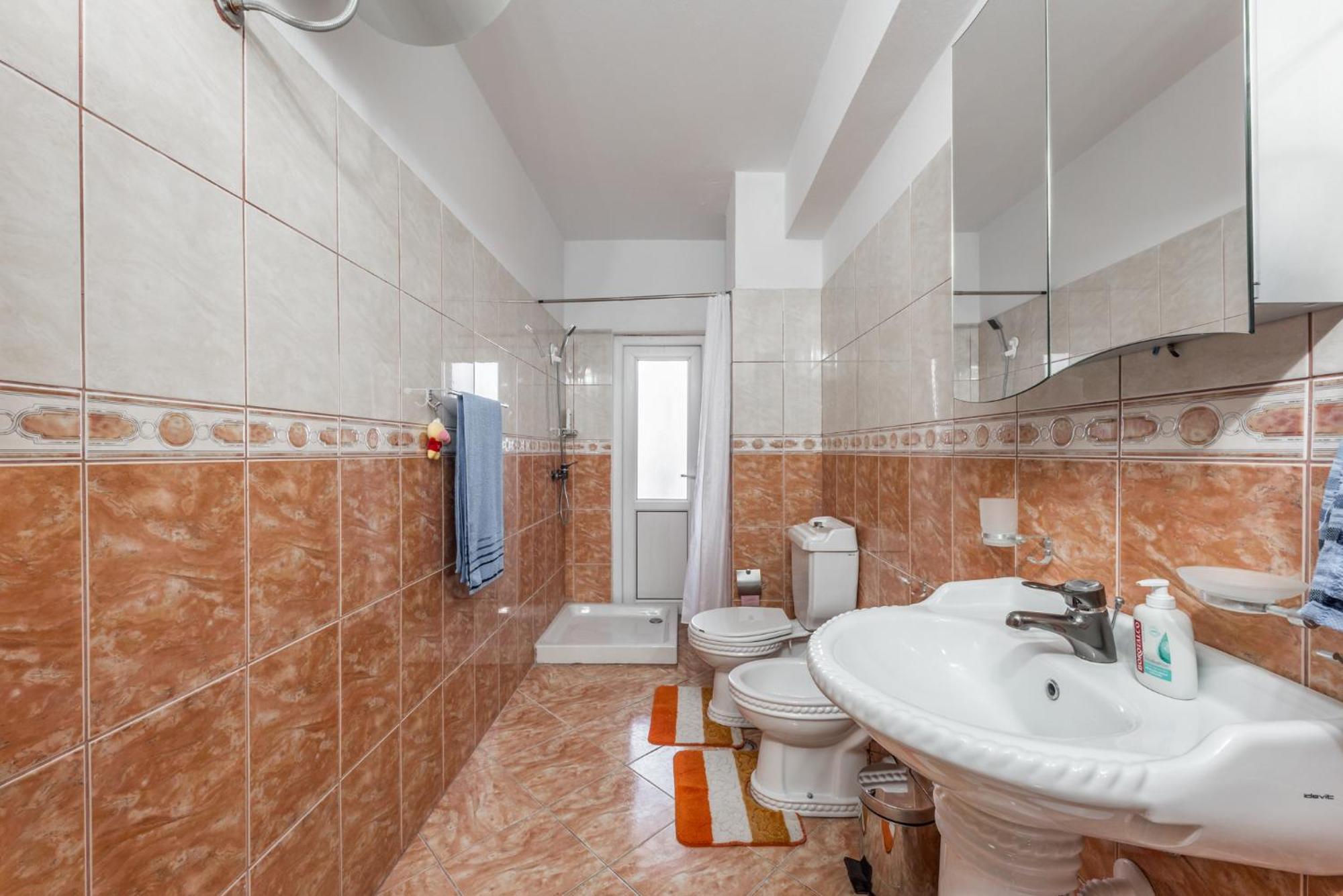 Full Sea View Center 2 Bedroom ดูร์เรส ภายนอก รูปภาพ