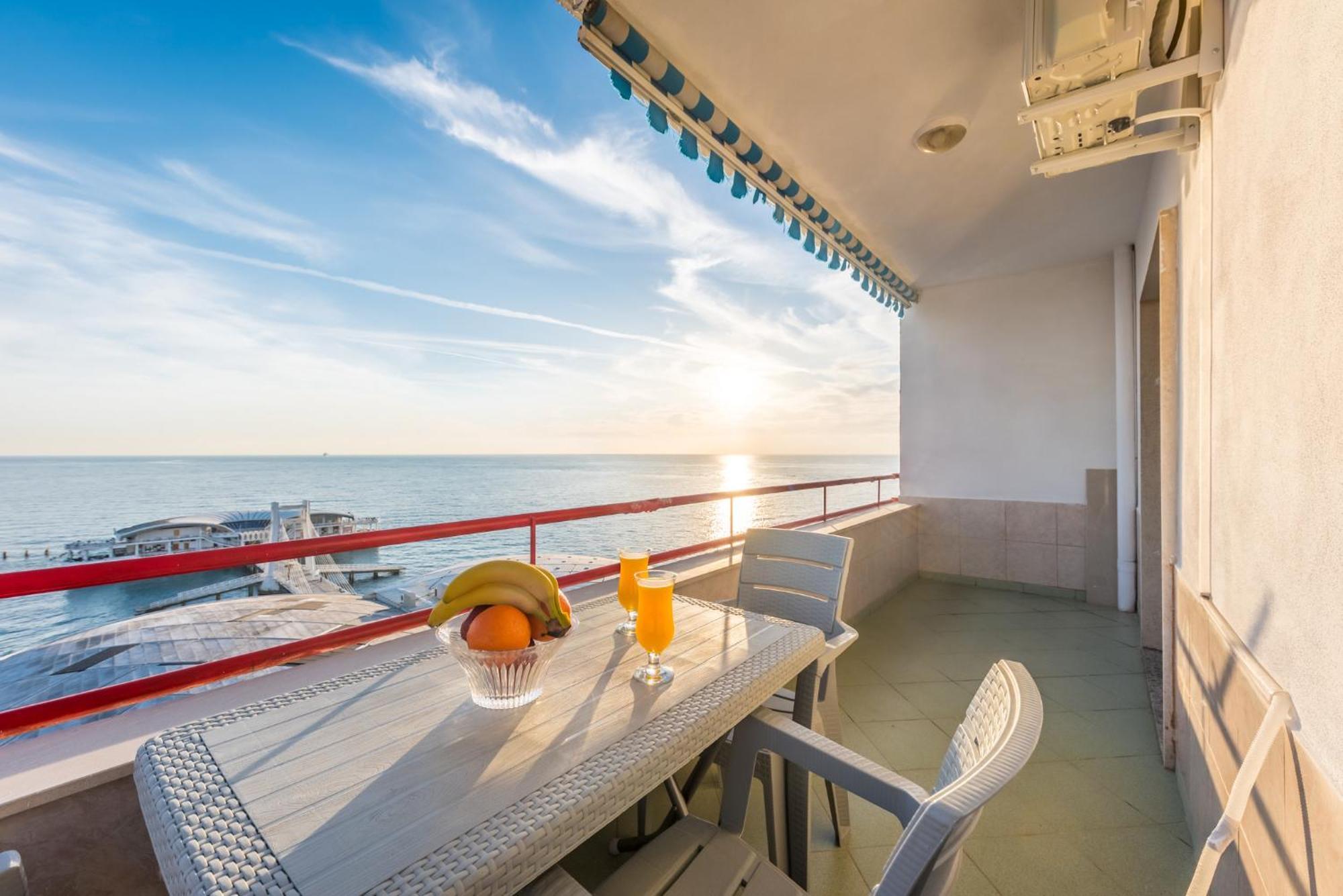 Full Sea View Center 2 Bedroom ดูร์เรส ภายนอก รูปภาพ